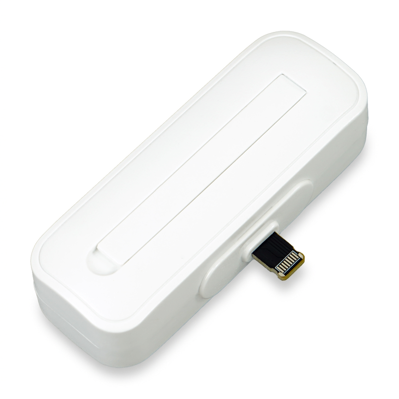 BATSPORTABLE-800X800-USB-DETALLE-3-FB